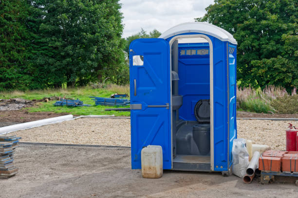 Best Deluxe Portable Toilet Rental  in Baxter Estates, NY